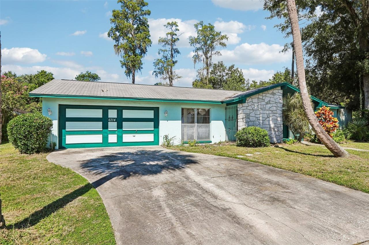 6714 Gateway Dr., Tampa, FL 33615