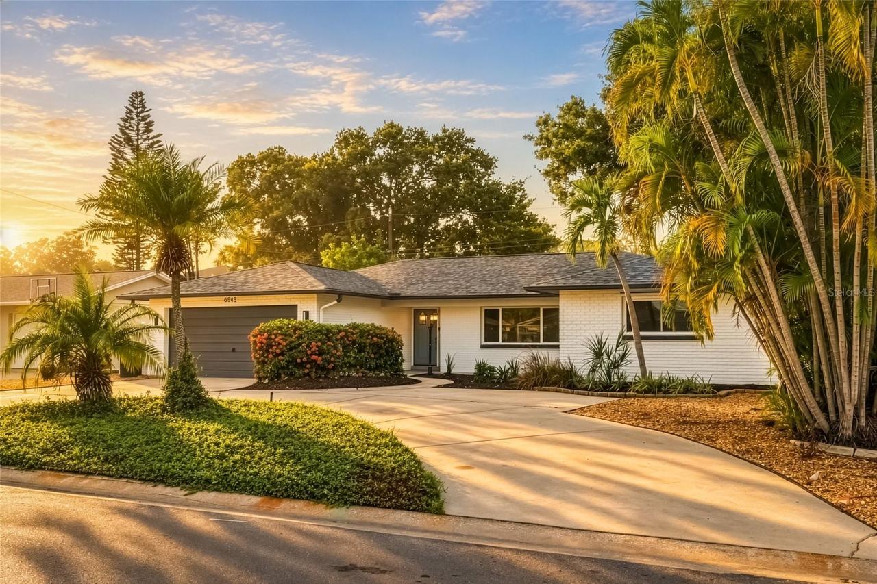 6743 16th Ave., St Petersburg, FL 33710