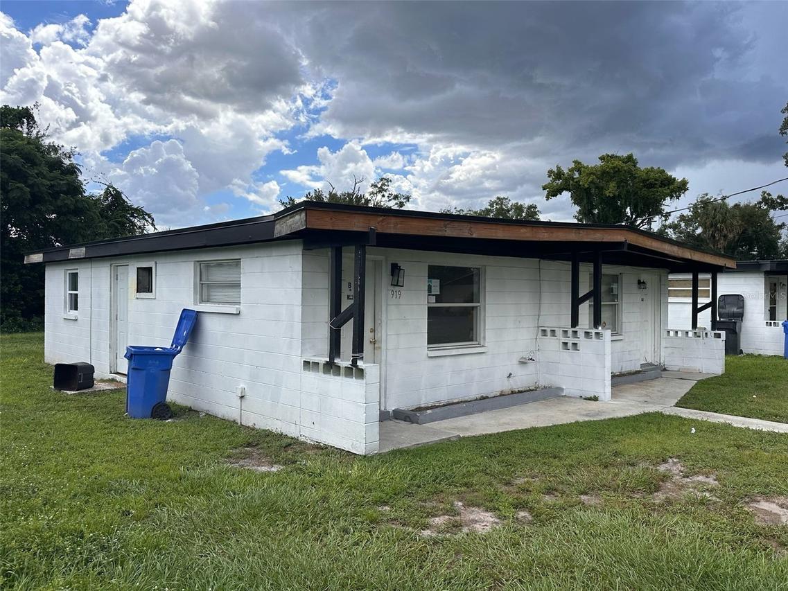 917 E 122nd Ave., Tampa, FL 33612