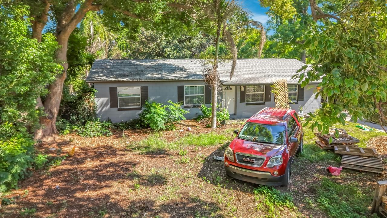 3995 Poinsettia Ave., Mount Dora, FL 32757