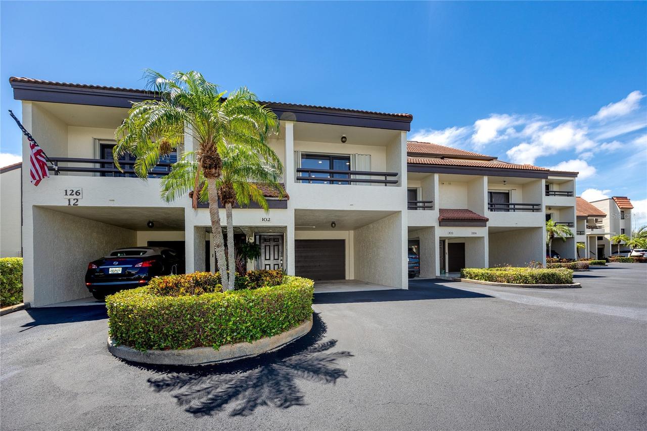 126 1st St. #102, Tierra Verde, FL 33715