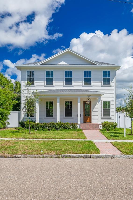1309 17th Ave., St Petersburg, FL 33704
