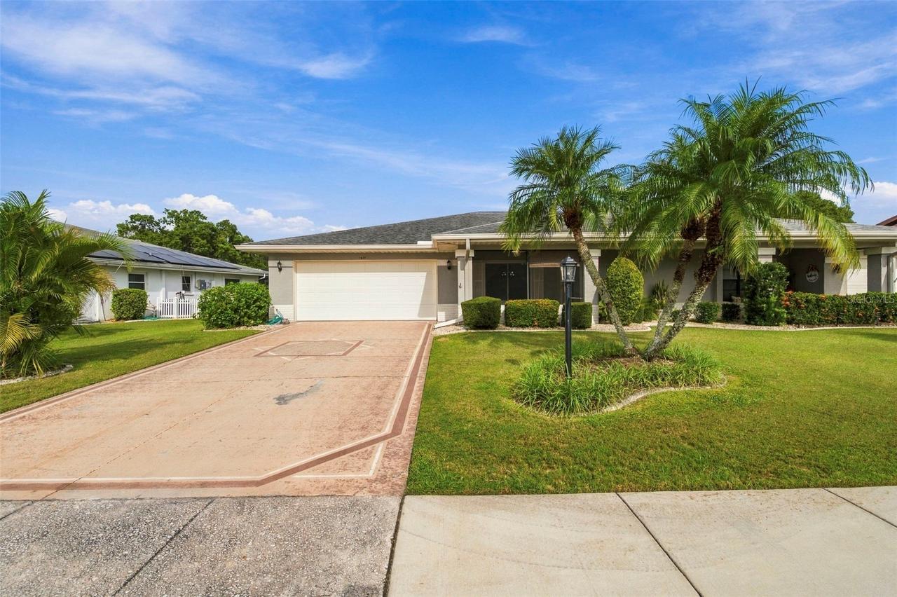 1611 Dower Way, Sun City Center, FL 33573