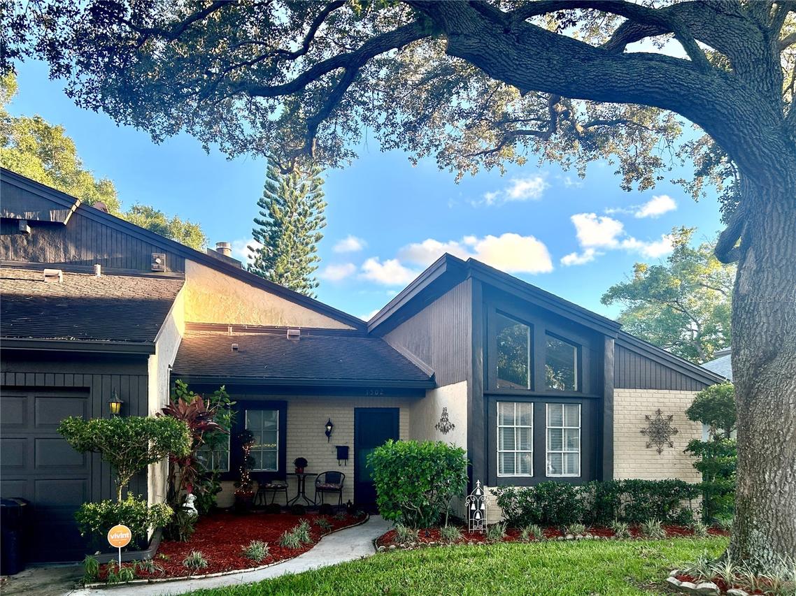 2101 Sunset Point Rd. #1502, Clearwater, FL 33765