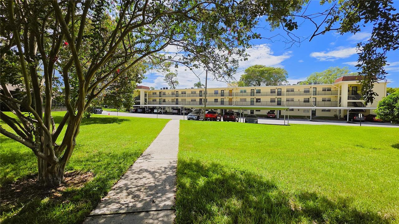 1450 Heather Ridge Blvd. #201, Dunedin, FL 34698