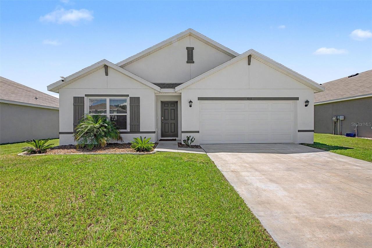 3733 112th St., Palmetto, FL 34221