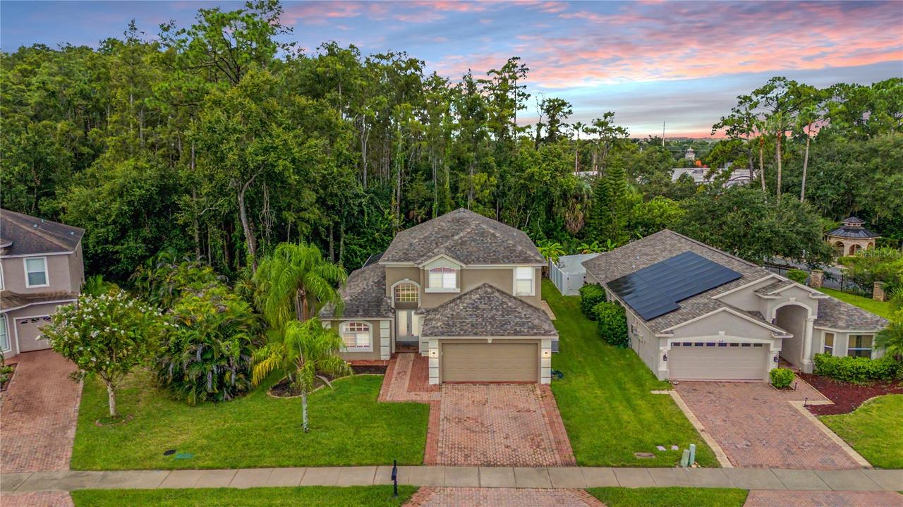 212 Arbor Woods Cir., Oldsmar, FL 34677