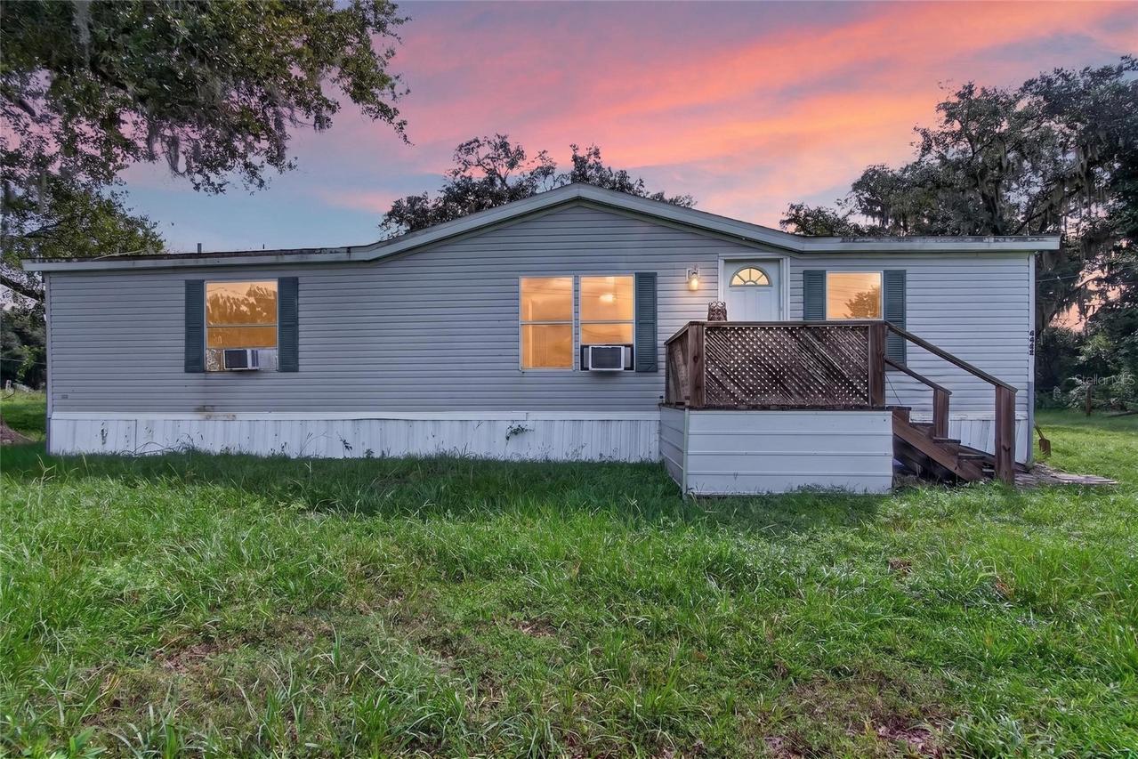 4424 Keene Rd., Plant City, FL 33565