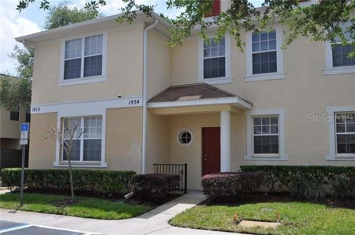 1934 Fiesta Ridge Ct., Tampa, FL 33604
