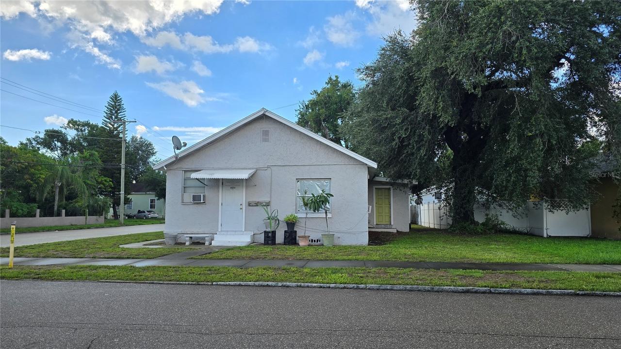 2423 Durham St., Tampa, FL 33605