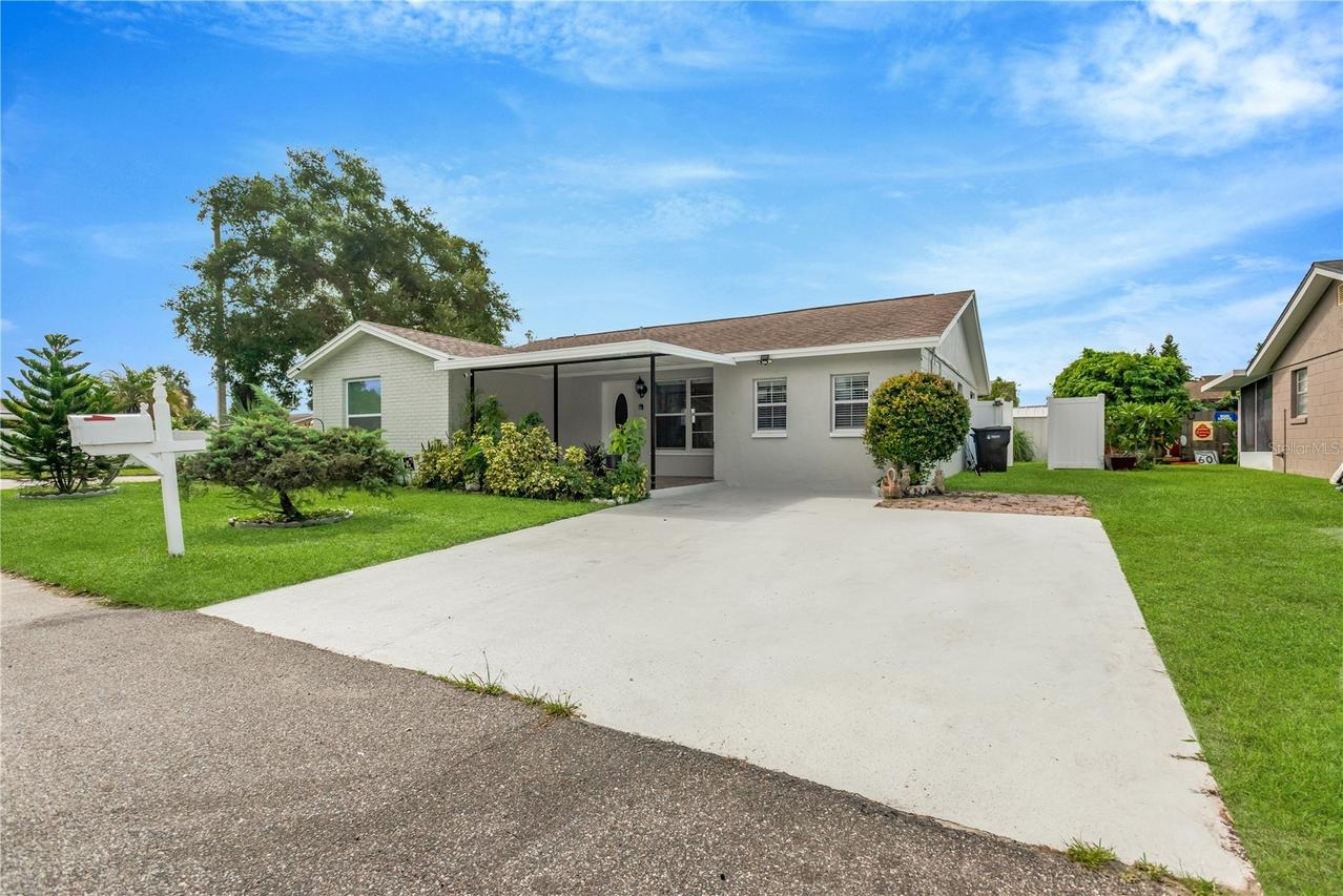 10302 Orchard Hills Ct., Tampa, FL 33615