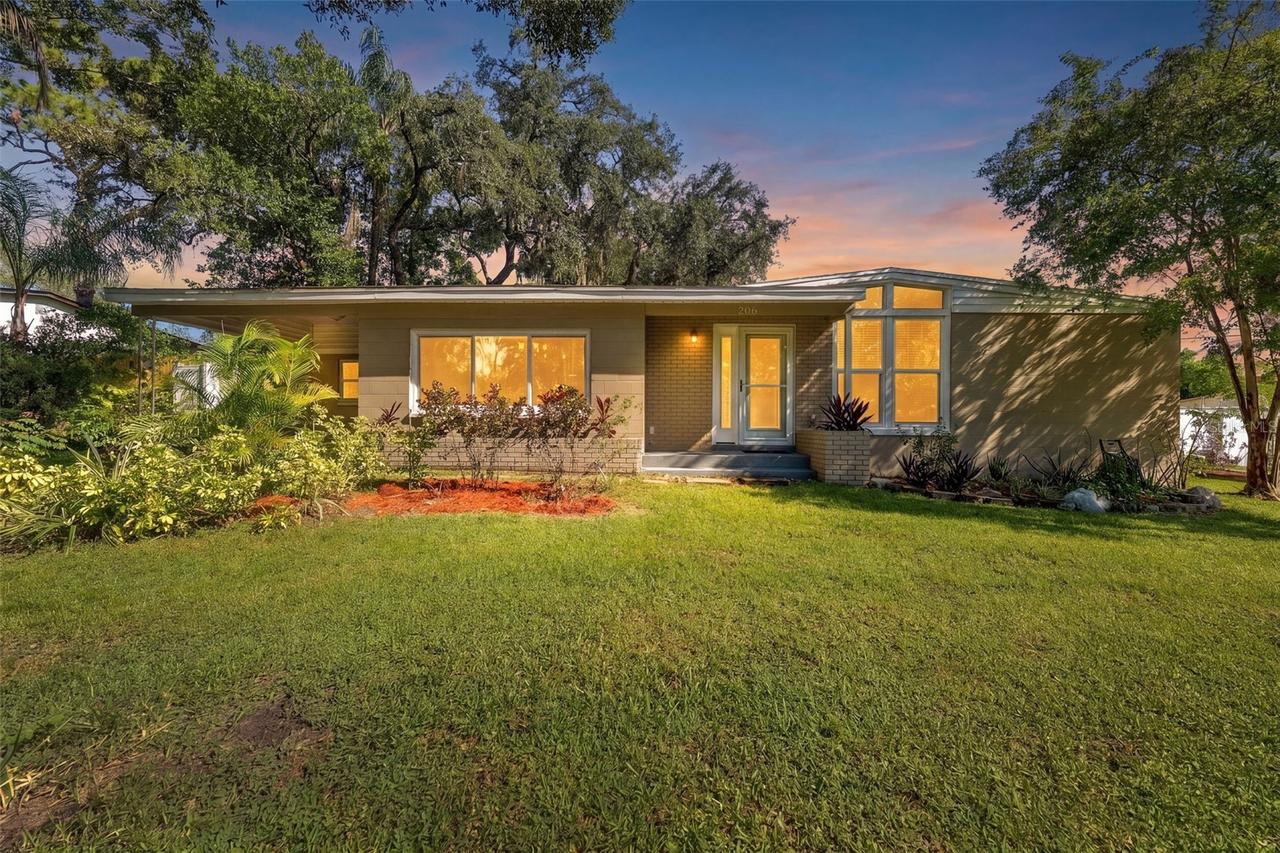 206 Linda Ave., Temple Terrace, FL 33617