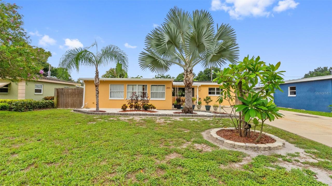 3334 70th Way, St Petersburg, FL 33710