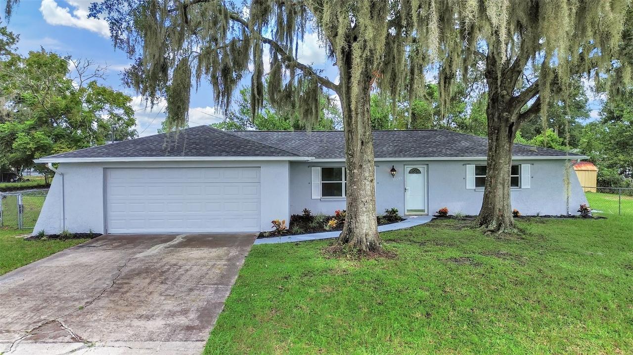 27055 Frampton Ave., Brooksville, FL 34602