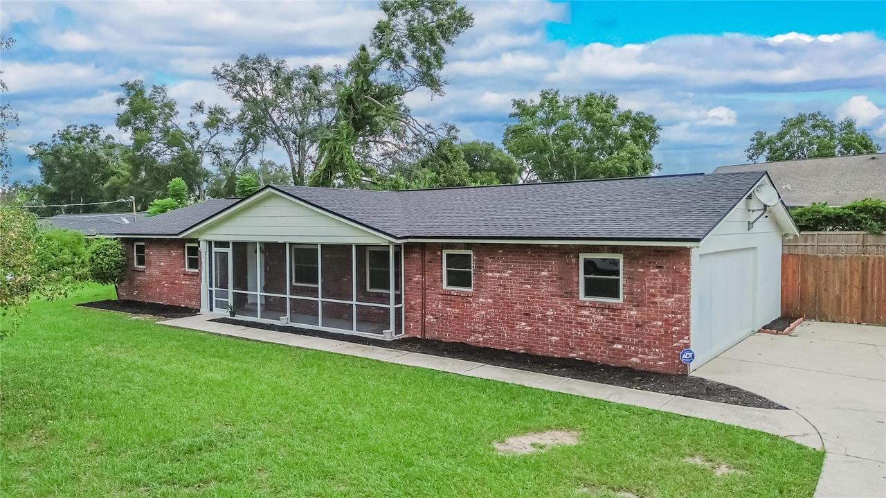 1905 Bryan Rd., Brandon, FL 33511
