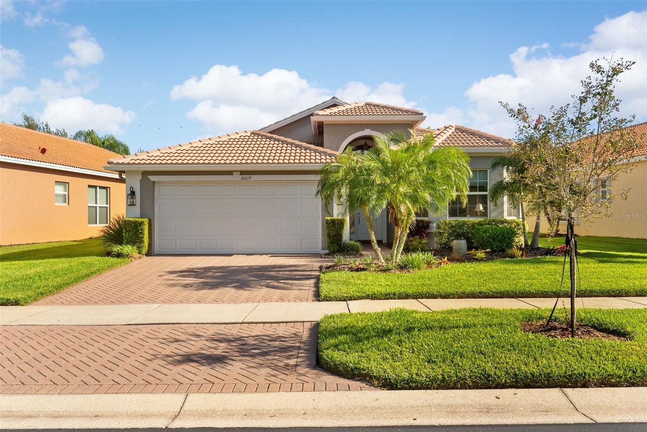 16019 Golden Lakes Dr., Wimauma, FL 33598