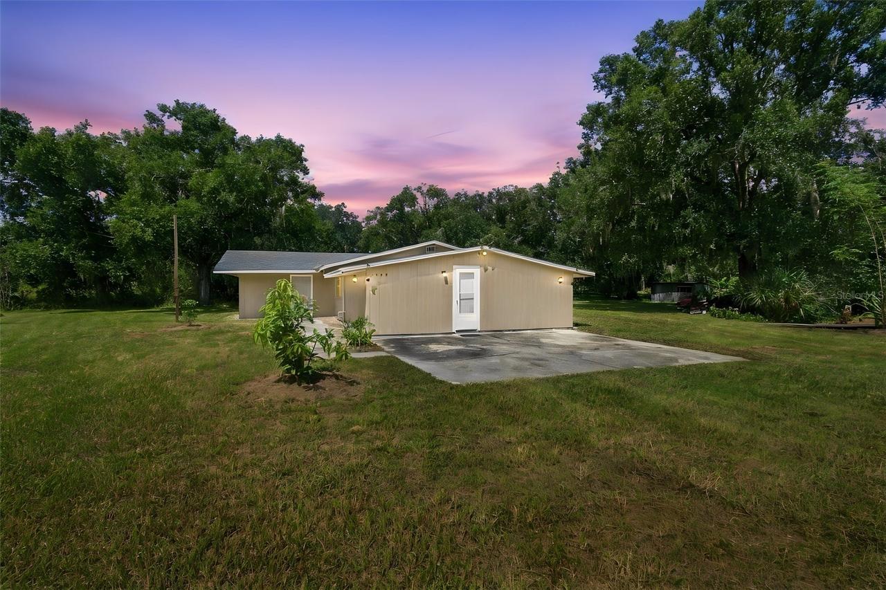 1142 Doc Coil Rd., Bowling Green, FL 33834