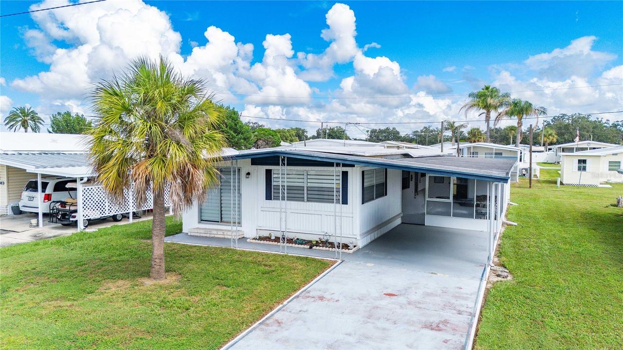 36917 Grace Ave., Zephyrhills, FL 33542