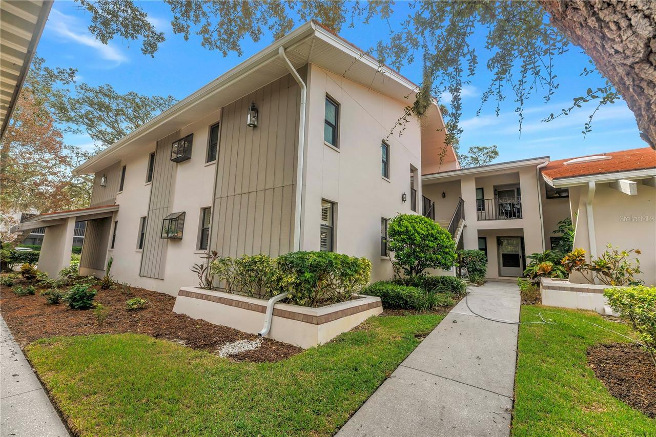 300 S Florida Ave. #400A, Tarpon Springs, FL 34689