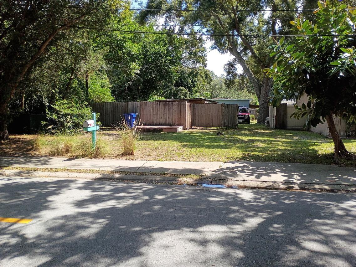 1307 New York Ave., Dunedin, FL 34698