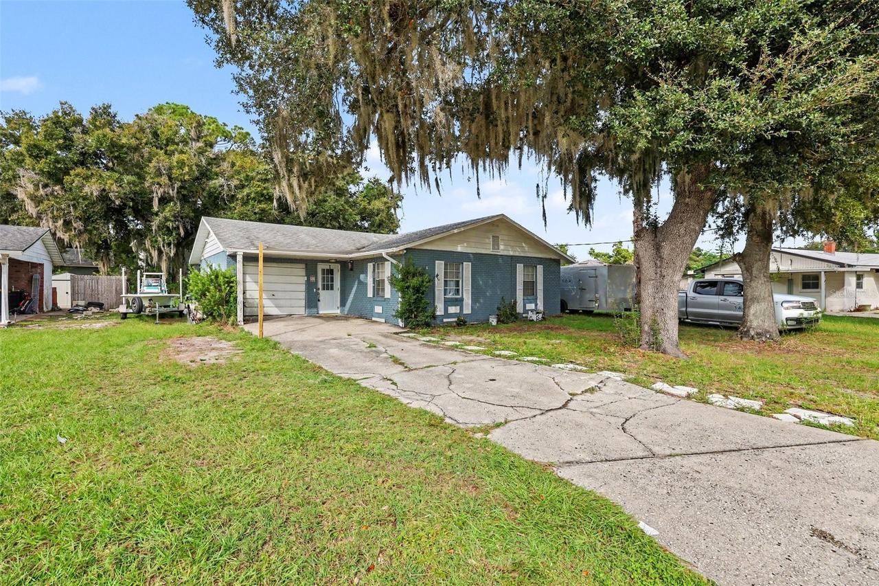1306 15th St., Winter Haven, FL 33880