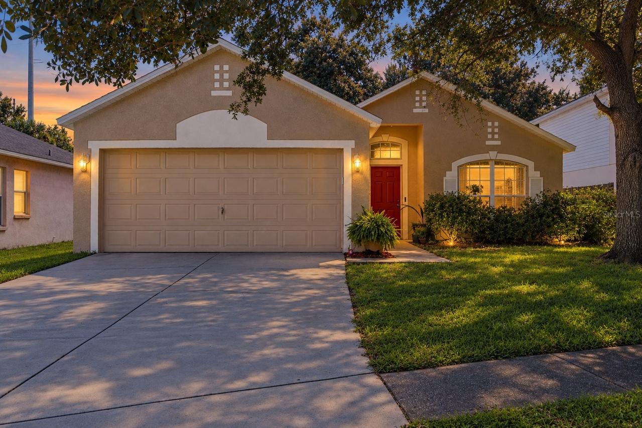 13004 Waterbourne Dr., Gibsonton, FL 33534