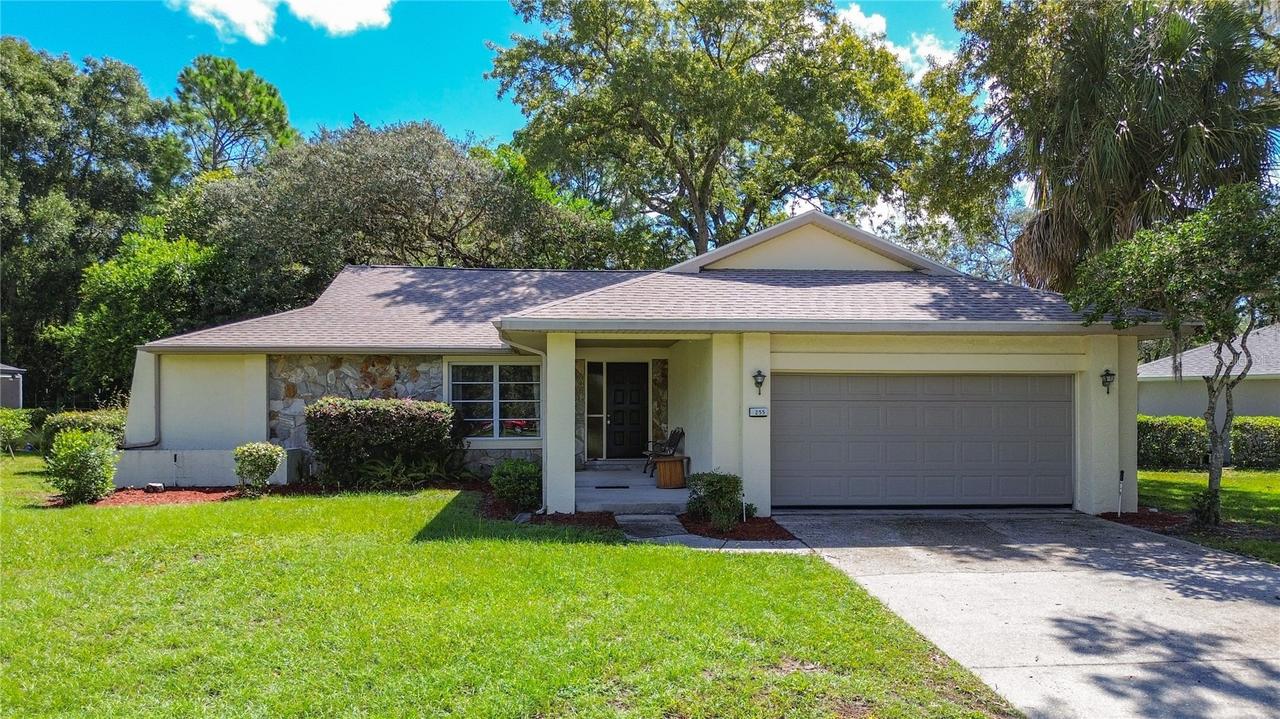 255 Pine St., Homosassa, FL 34446