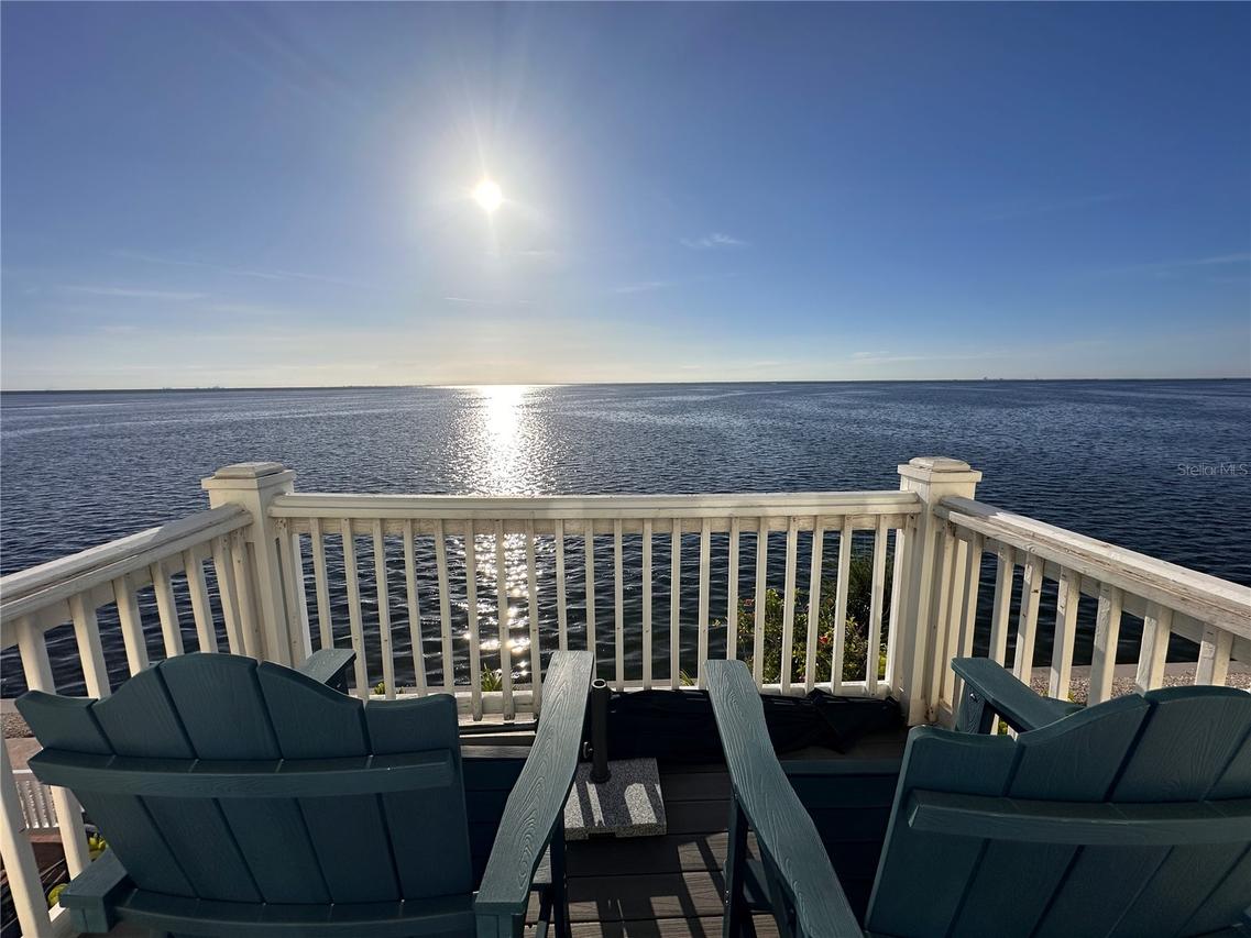 5050 Coquina Key Dr., St Petersburg, FL 33705