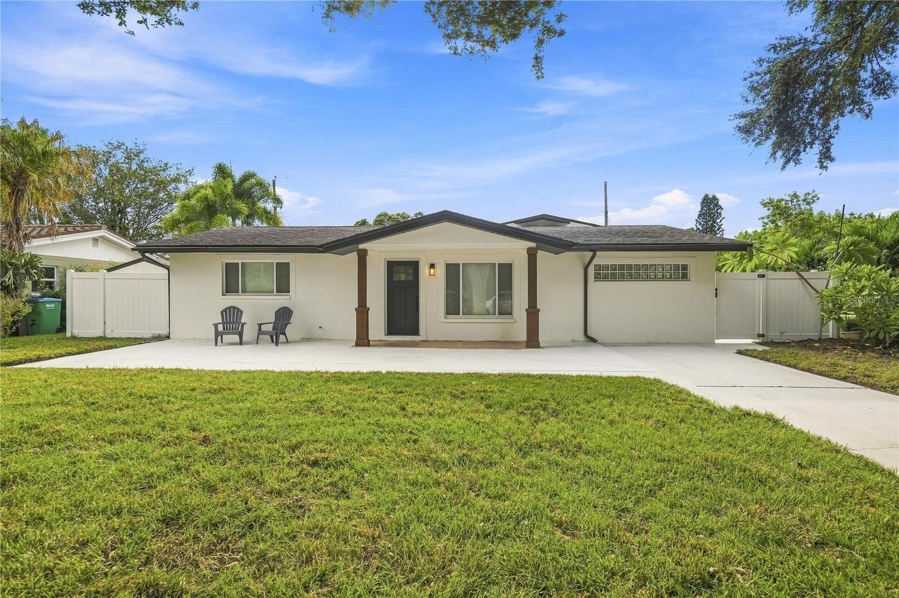 8582 119th St., Seminole, FL 33772