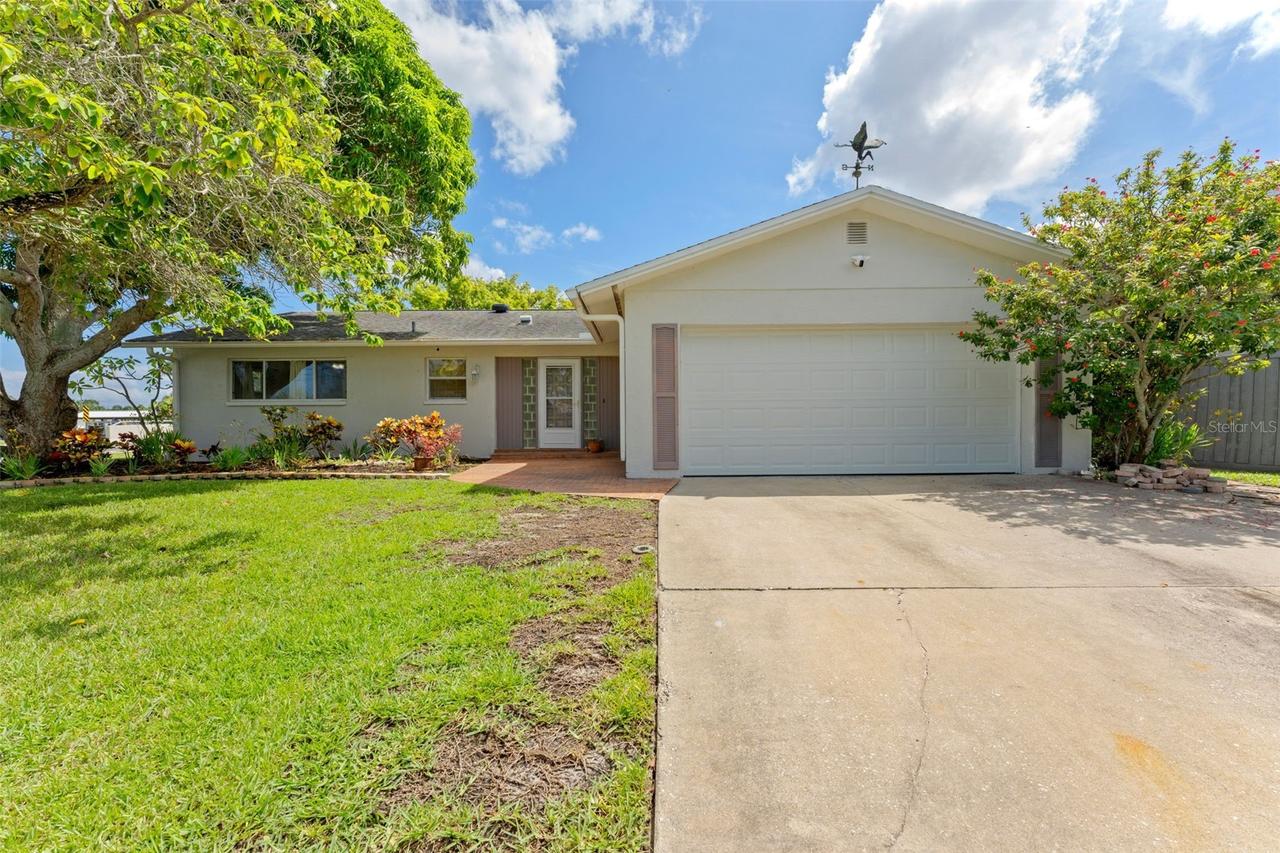 344 Crosswinds Dr., Palm Harbor, FL 34683