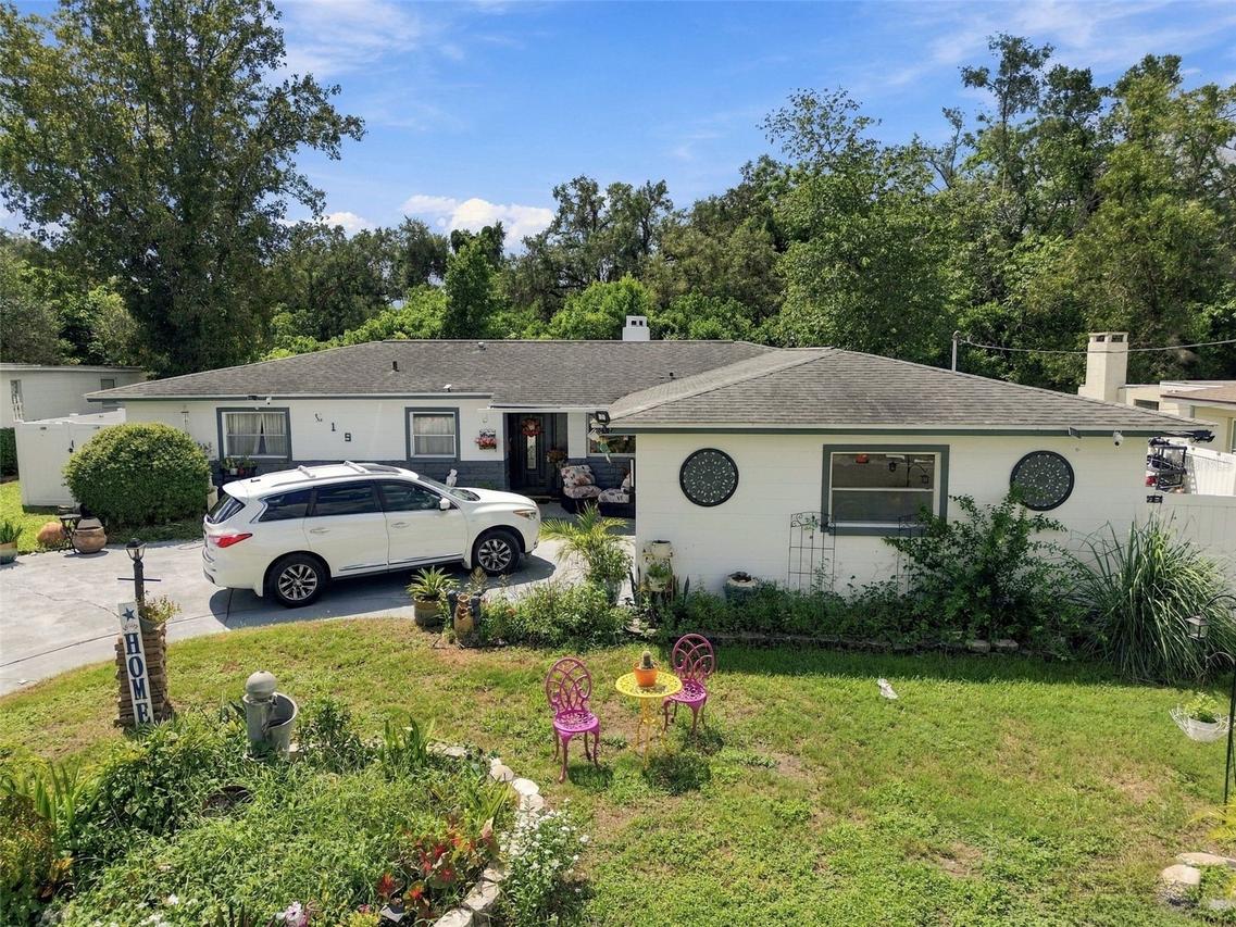 519 S Larry Cir., Brandon, FL 33511