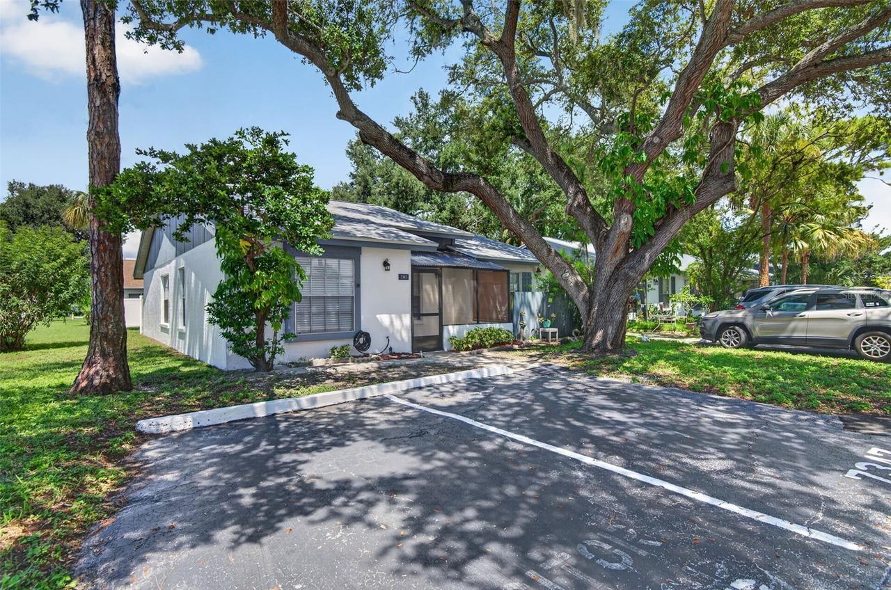 7347 Parkside Villas Dr., St Petersburg, FL 33709