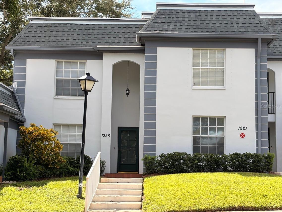 1225 N Mcmullen Booth Rd., Clearwater, FL 33759