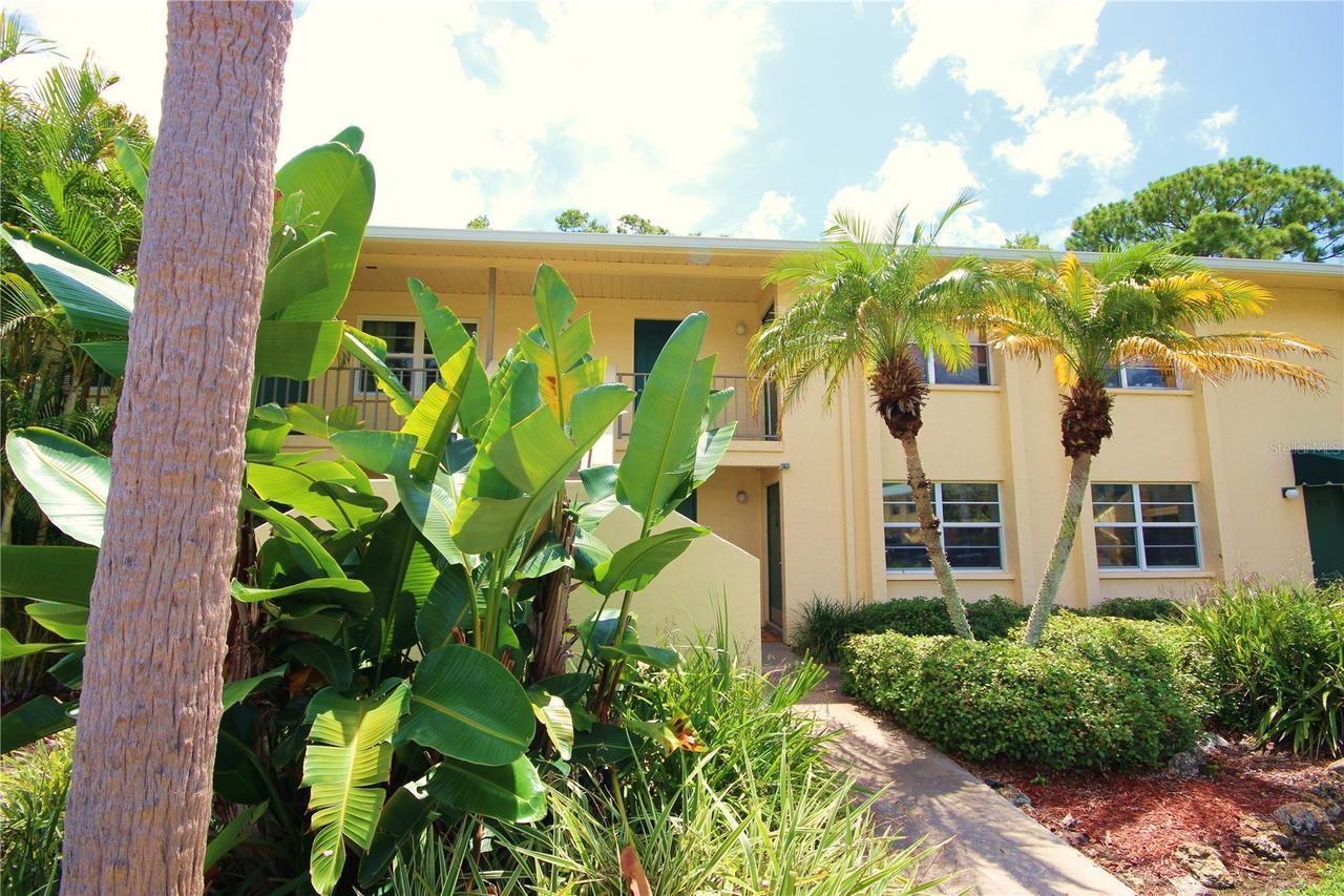 4805 Rilma Ave. #106, Sarasota, FL 34234