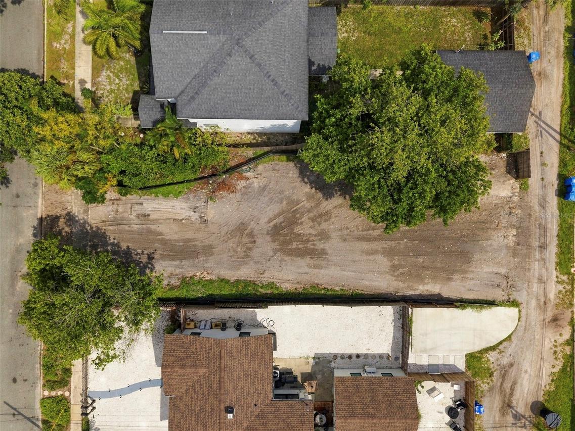 927 Yale St., St Petersburg, FL 33713