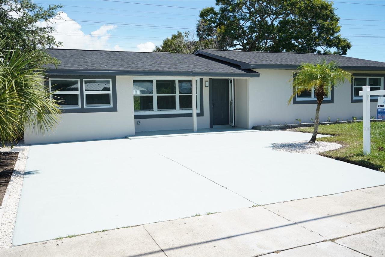 311 Country Club Dr., Oldsmar, FL 34677