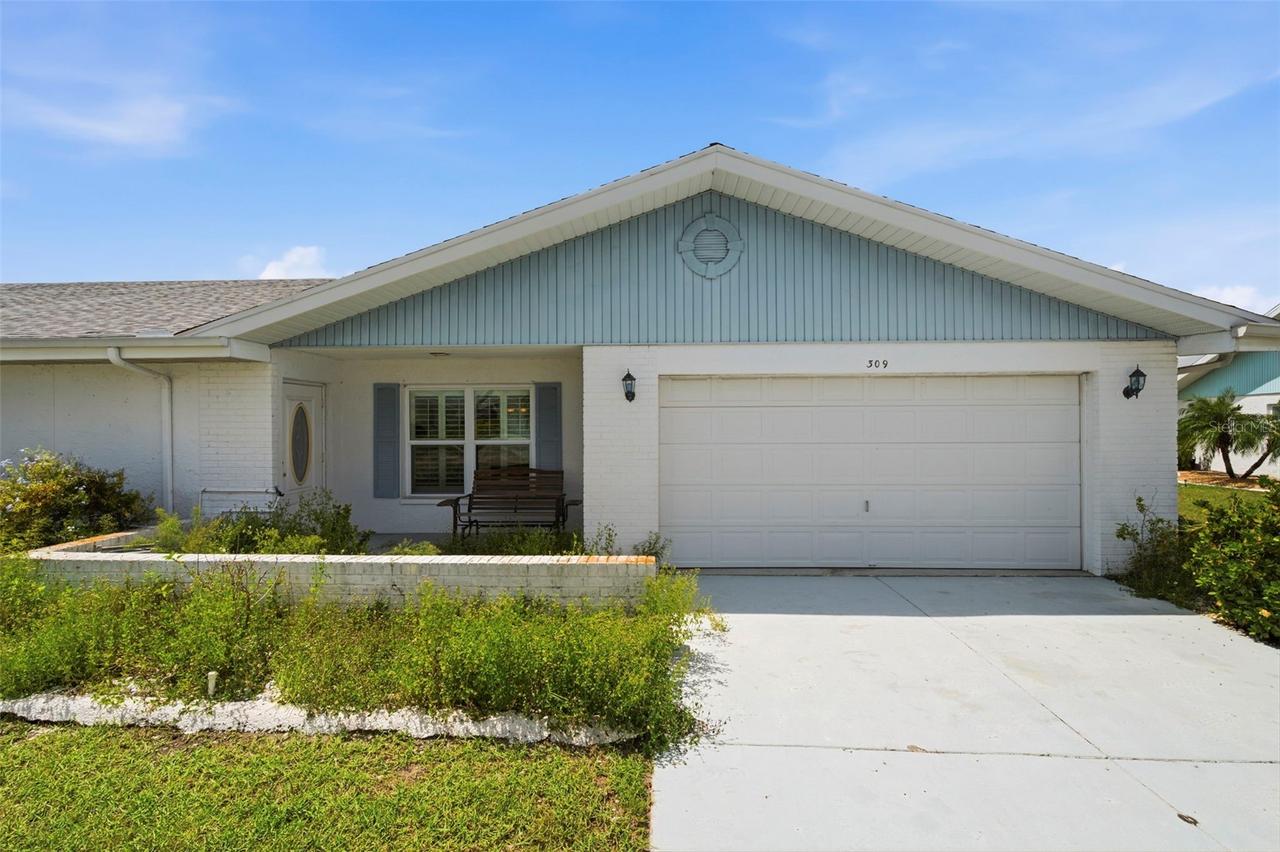 309 Green Manor Dr., Sun City Center, FL 33573