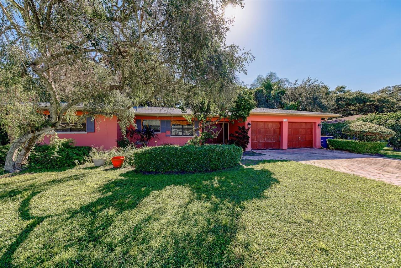 1105 Woodcrest Ave., Clearwater, FL 33756