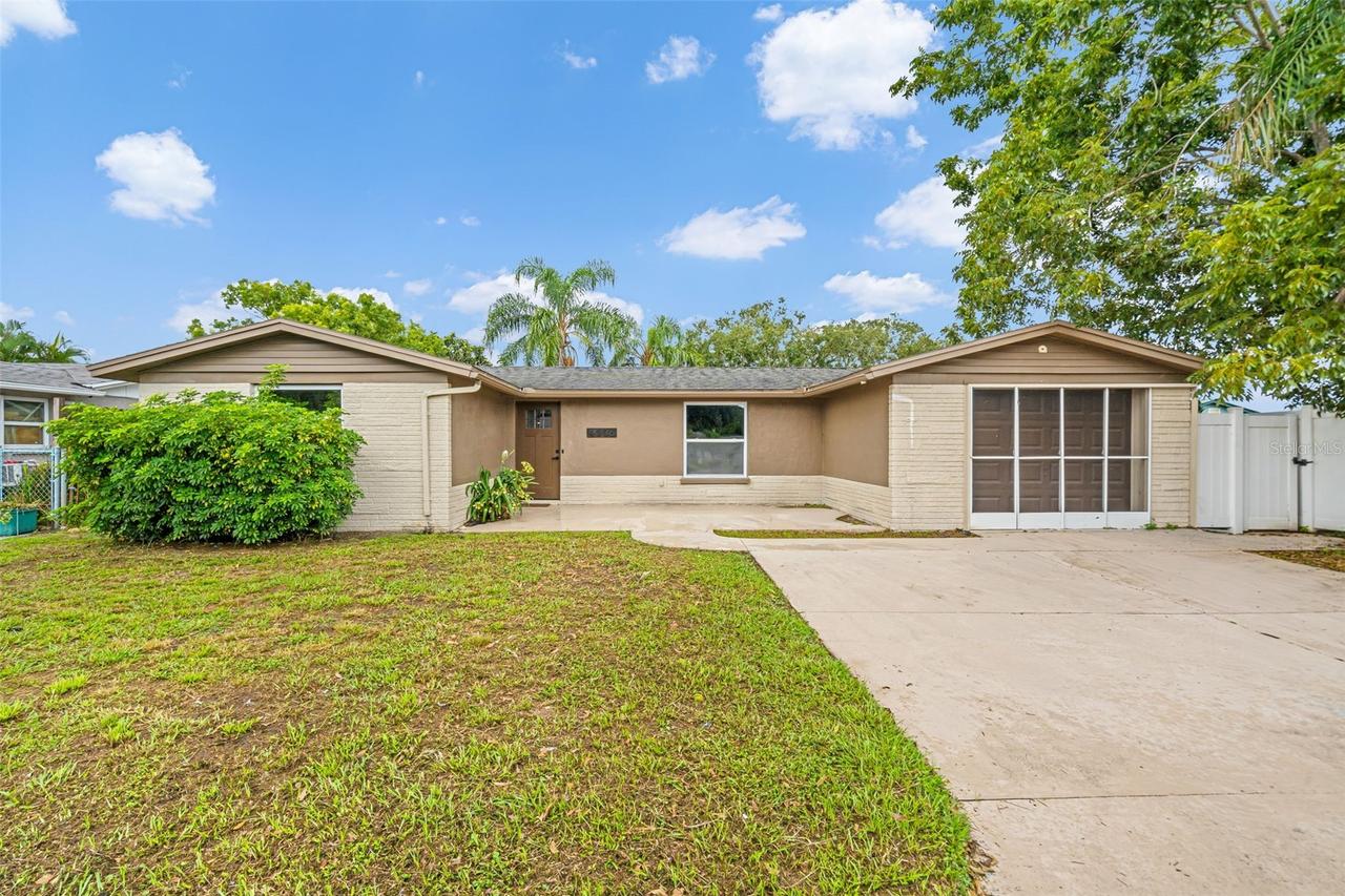 4036 Sunray Dr., Holiday, FL 34691
