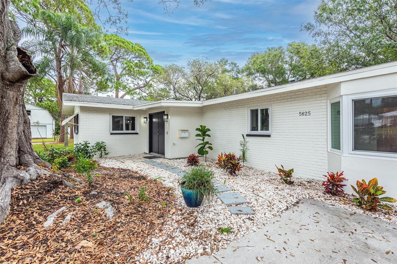 5625 Atlantic Ave., St Petersburg, FL 33703