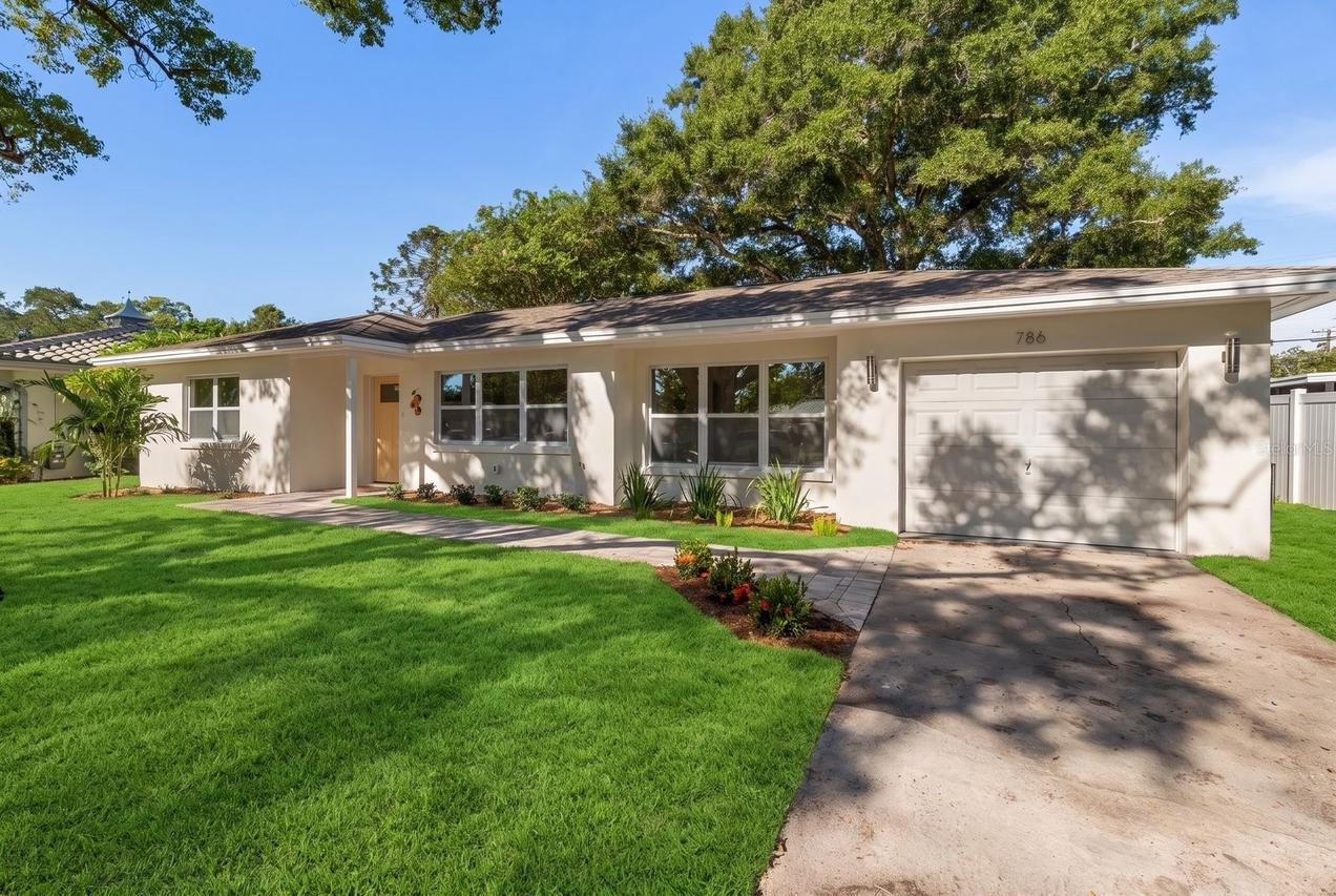 786 Manor Dr., Dunedin, FL 34698
