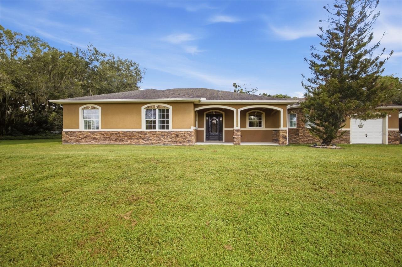 1208 W Baker St., Plant City, FL 33563