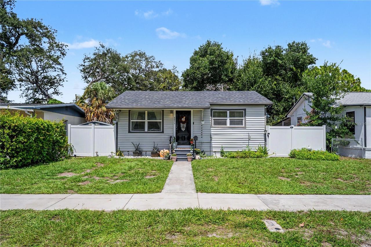 4811 12th Ave., St Petersburg, FL 33711