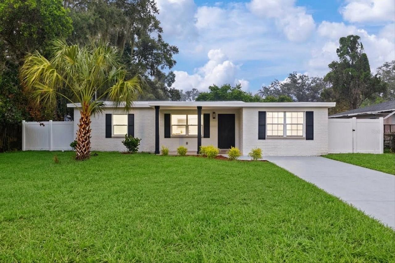 3012 E Hanna Ave., Tampa, FL 33610