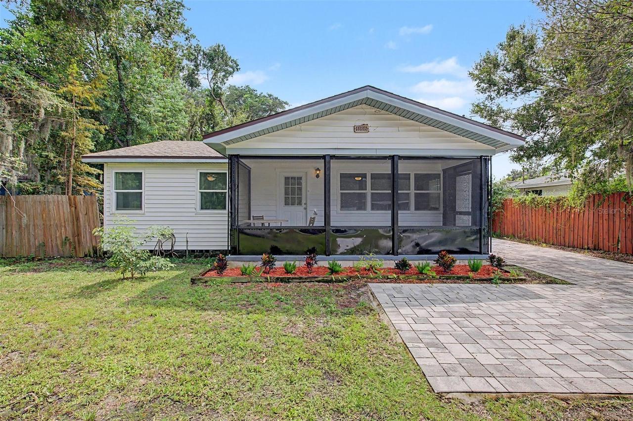 1106 W Hiawatha St., Tampa, FL 33604