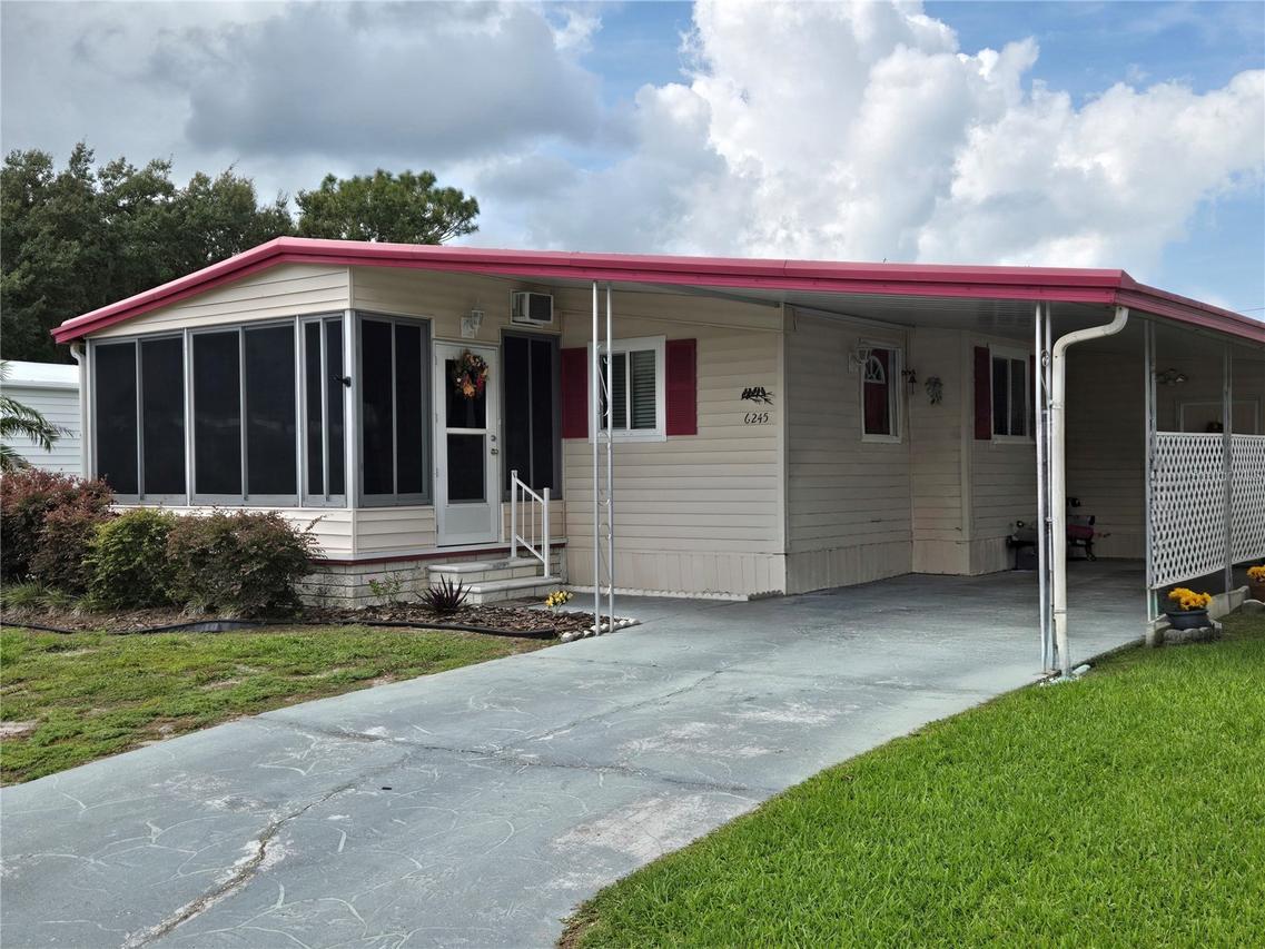 6245 Quality Ln., Zephyrhills, FL 33542