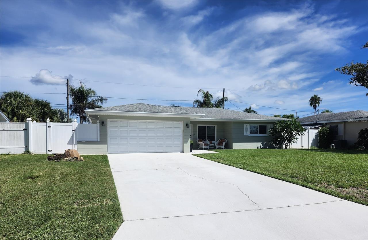 11497 63rd Ave., Seminole, FL 33772