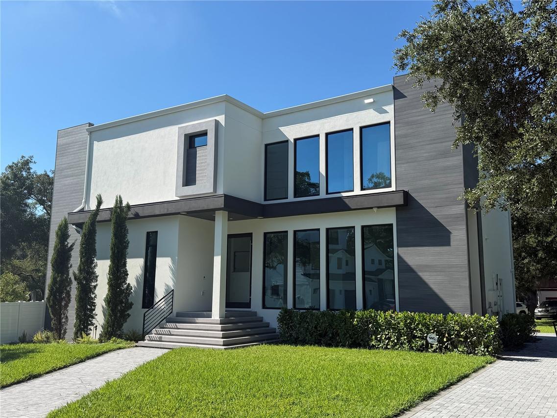 8103 N River Shore Dr., Tampa, FL 33604
