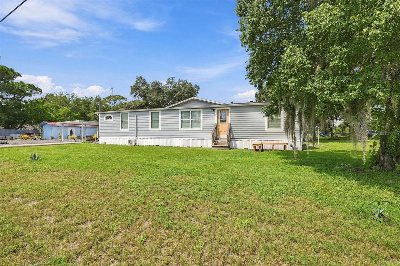9811 Dale St., Hudson, FL 34669