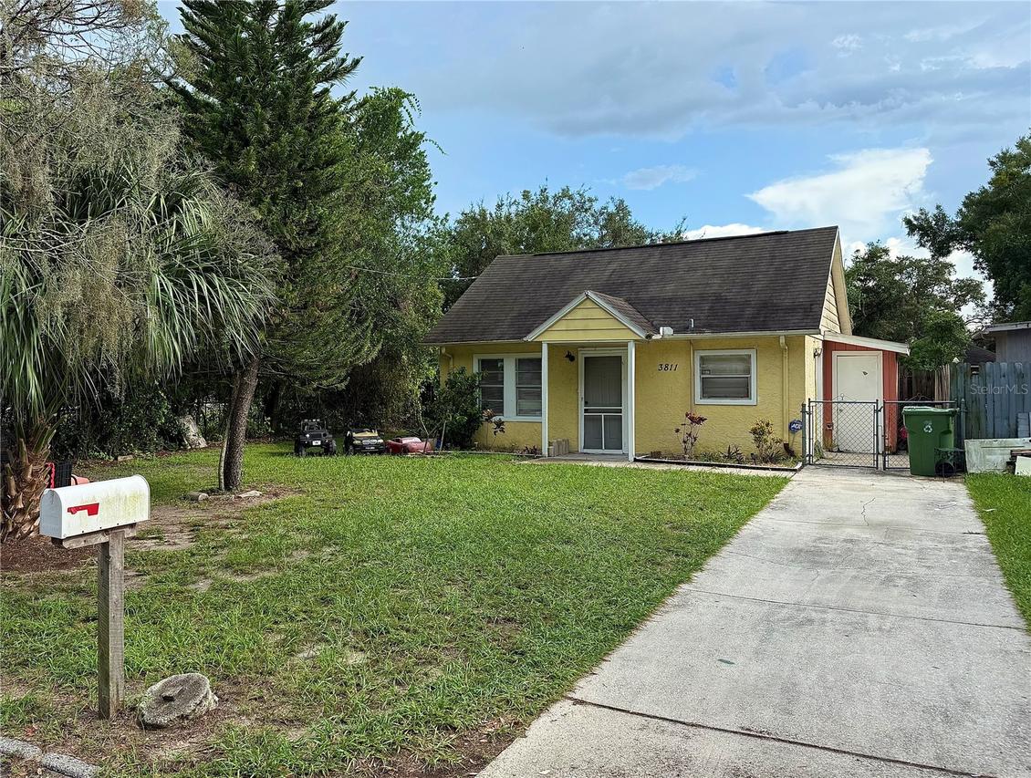 3811 E Crawford St., Tampa, FL 33604